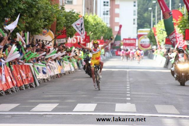 Fotos Ciclismo Euskal Bizikleta 2006 046