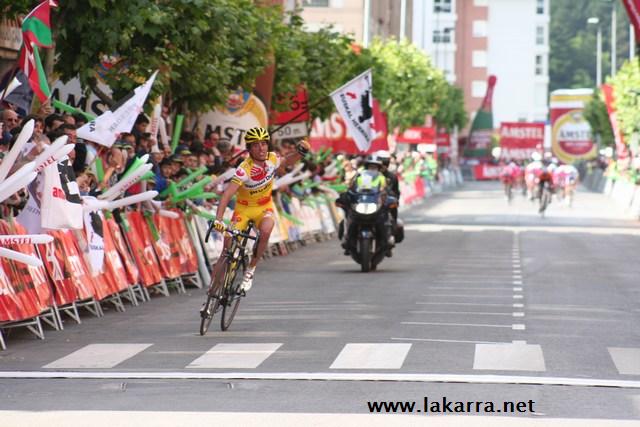 Fotos Ciclismo Euskal Bizikleta 2006 047