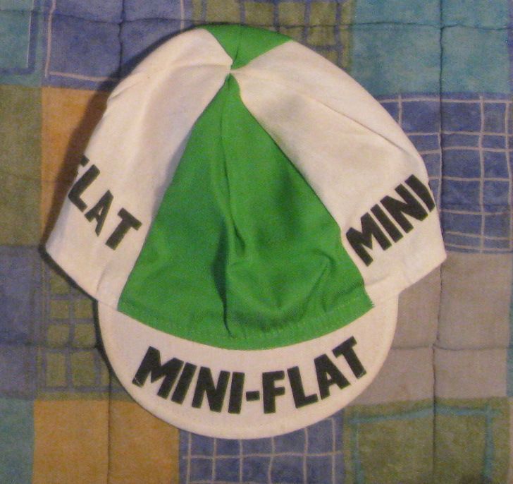 cap 1979 mini flat