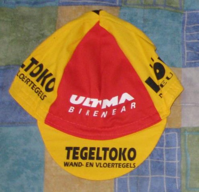 cap 2003 lowik tegeltoko