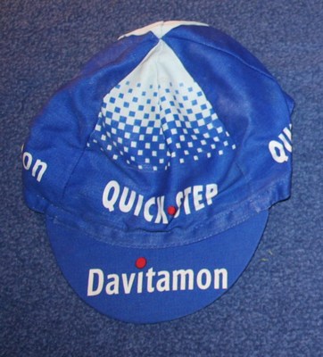 cap 2004 quick step davitamon
