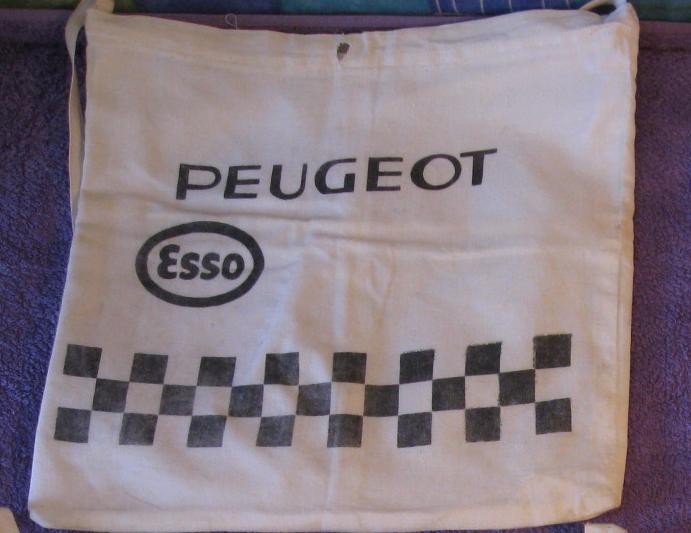 musette 1971 peugeot esso michelin