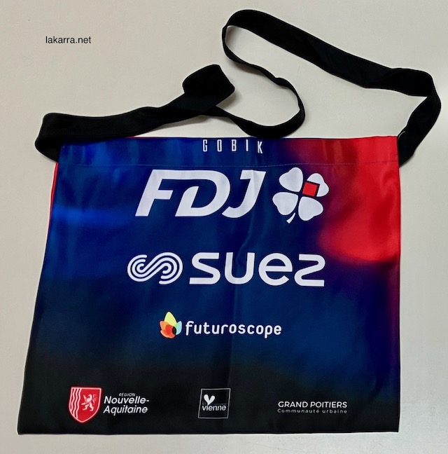 musette-2023-fdj-suez-futuroscope-trasera
