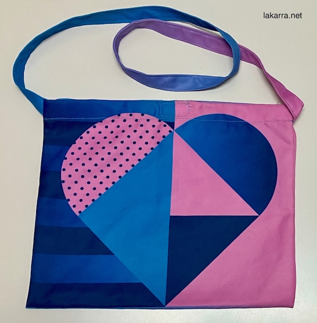 musette-2024-paris-jeux-olympics-trasera